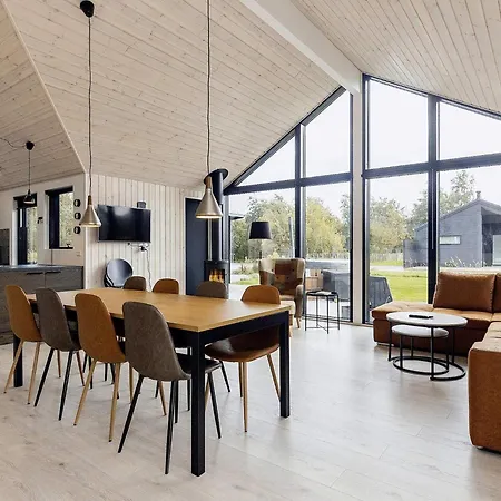Holiday Idestrup Xxii *